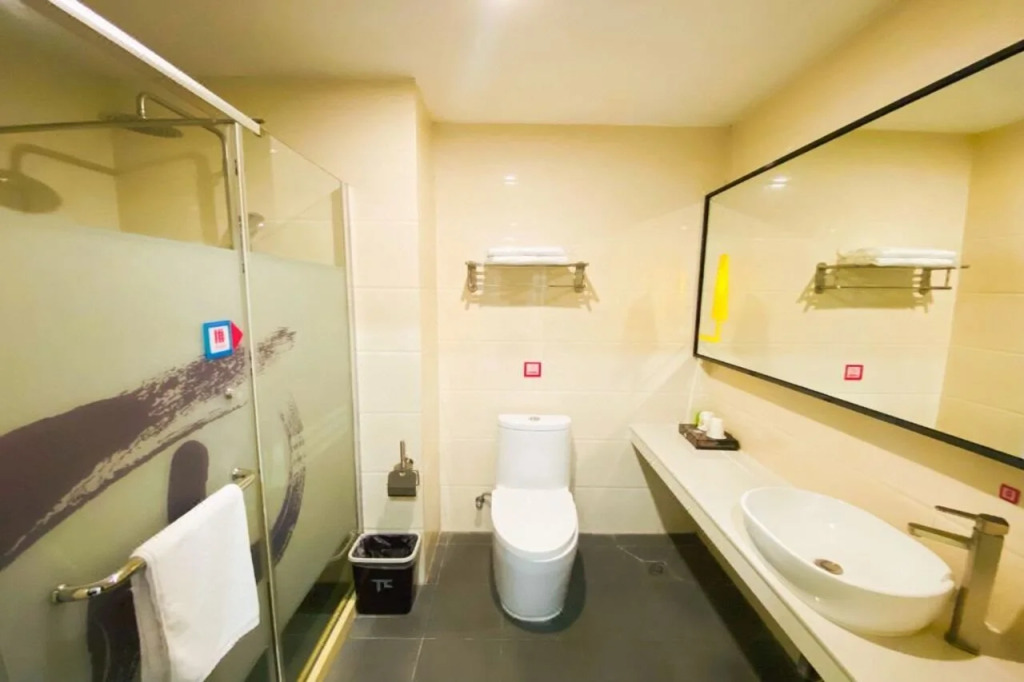 Pai Hotel Zhuhai Career Technical College Seaview