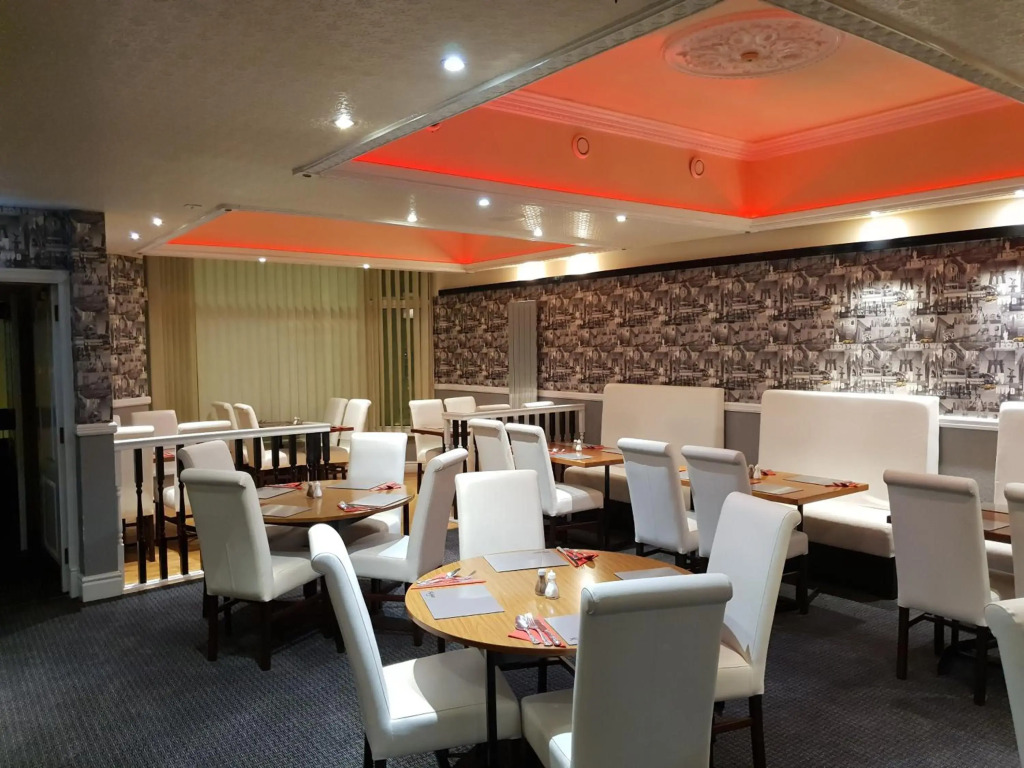 Ascot Hotel