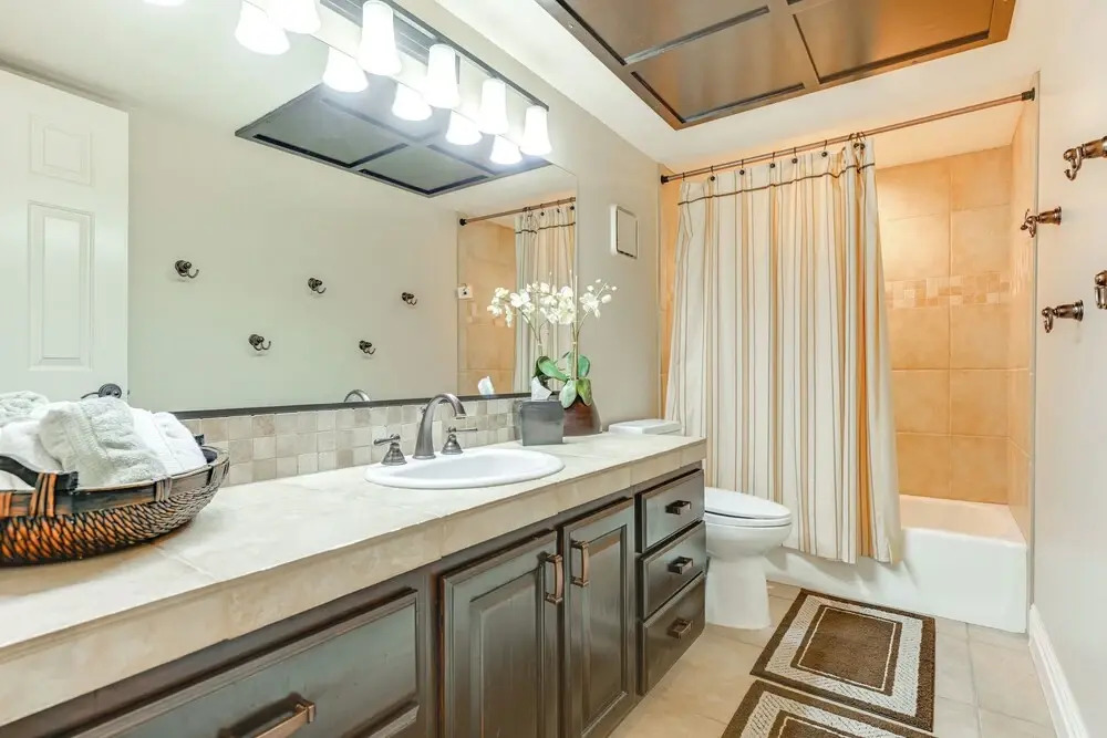 Golf Getaway 5 Mi to Dtwn: Las Palmas Resort Condo