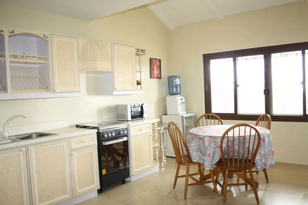 Tagaytay Home by StayHome Asia