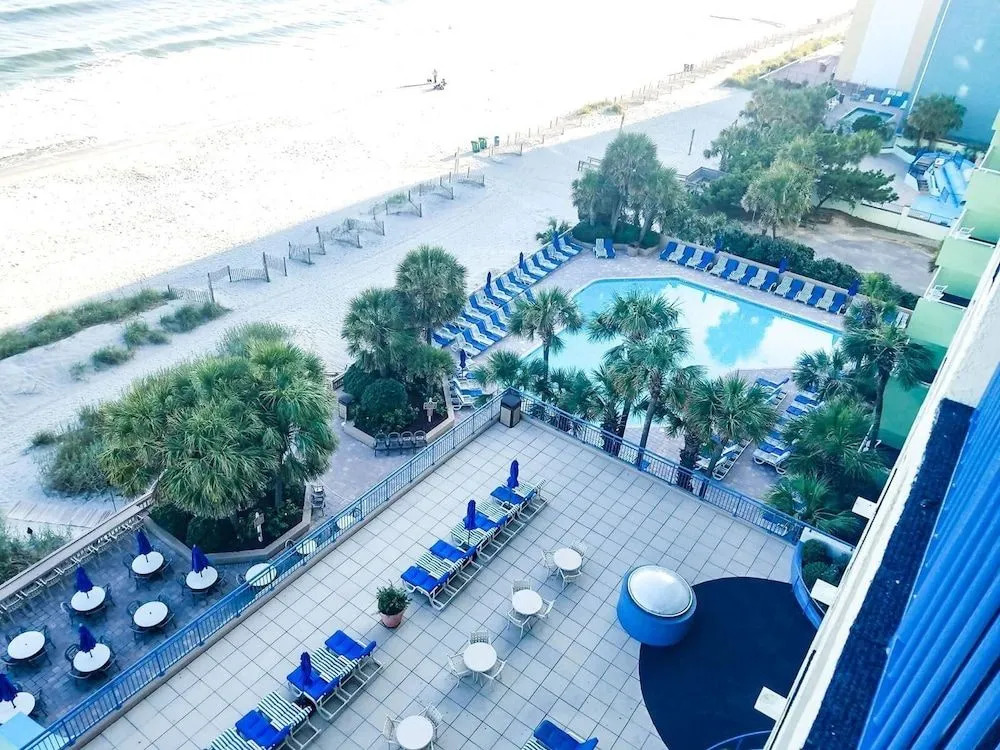 Coral Beach 816