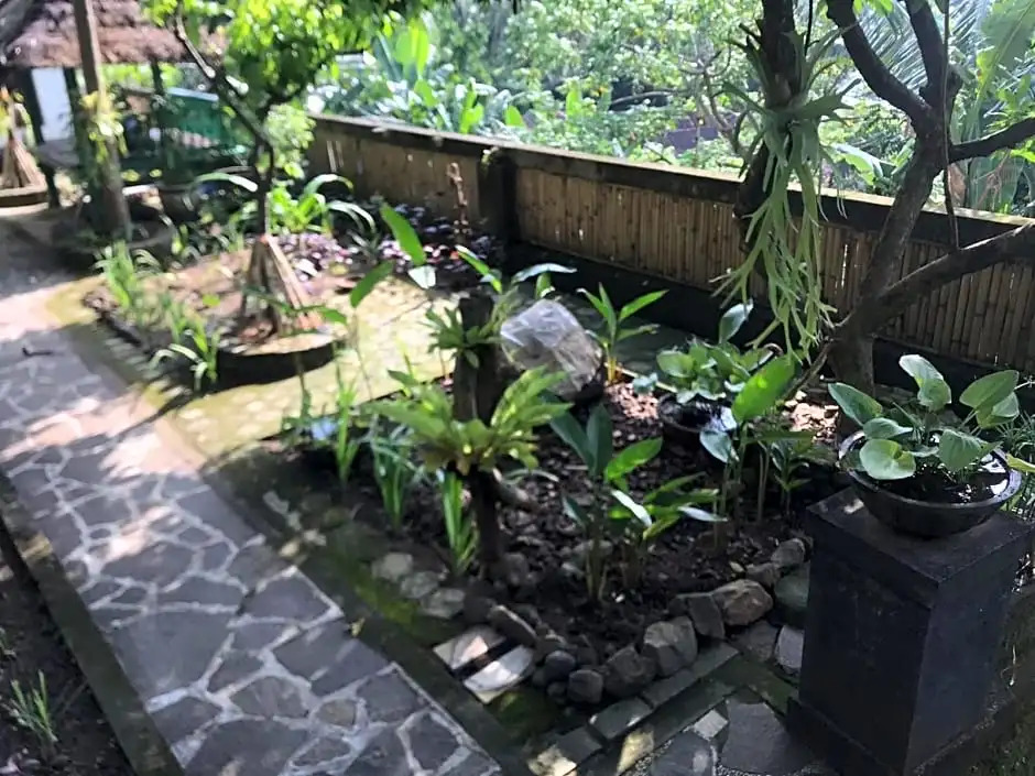 Sasak Lebung Home