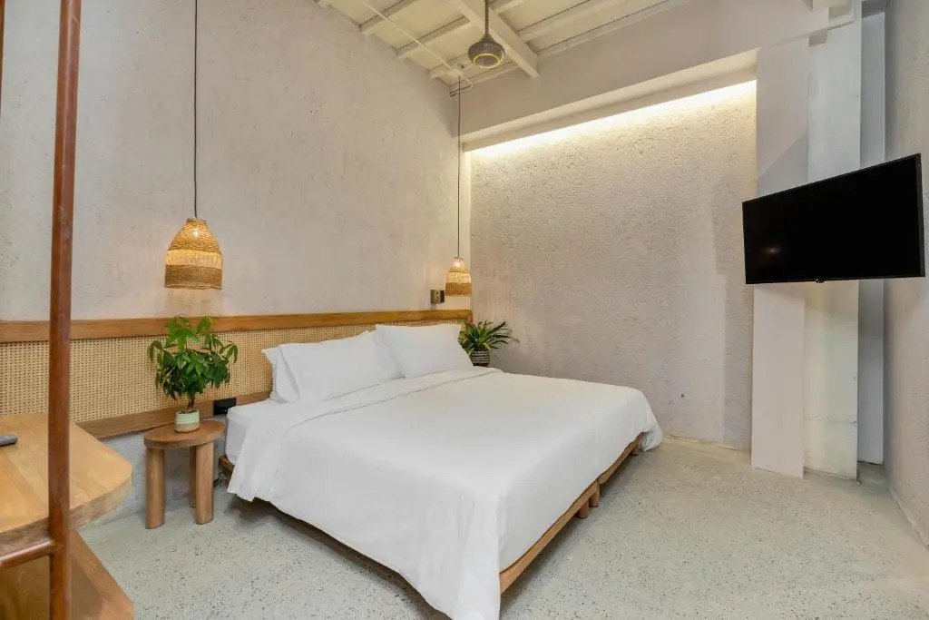 Botánica Hotel Manila by HOUSY