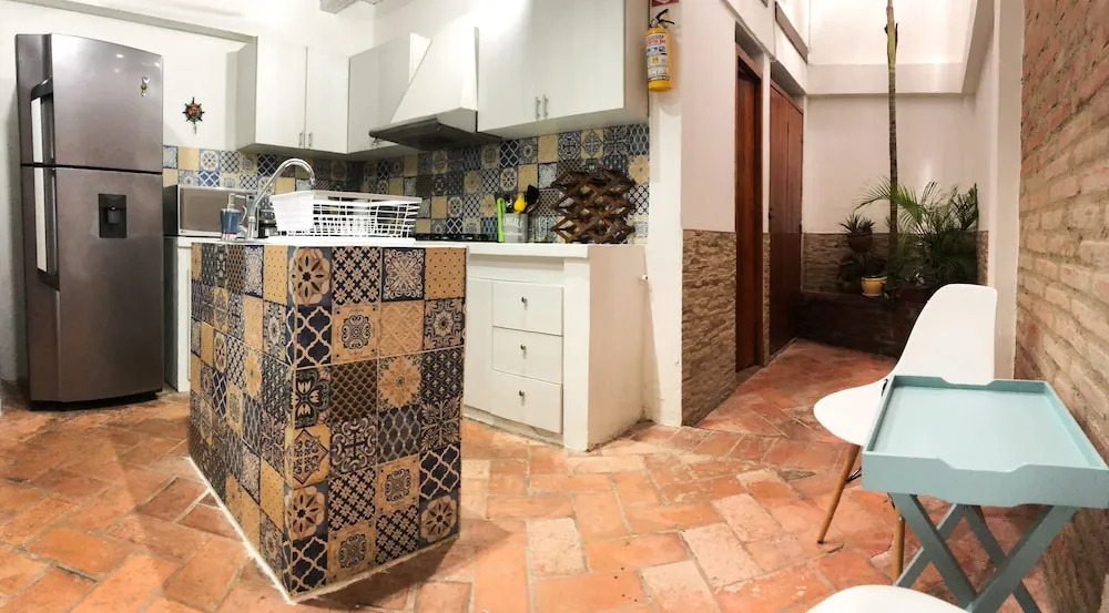 Trendy 4BR 2BA House Family Friendly
