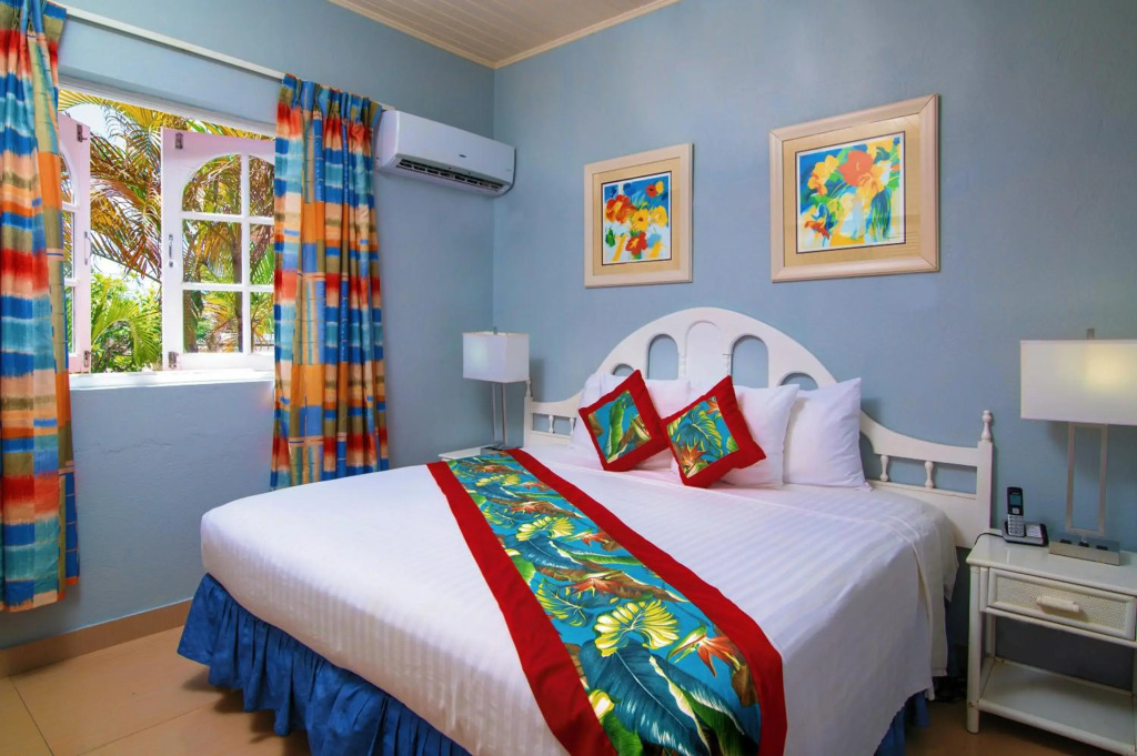 Dover Beach Hotel