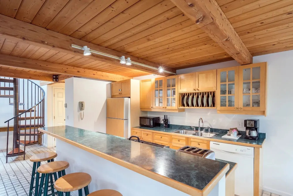 Mountainside Inn 118 by Alpine Lodging Telluride