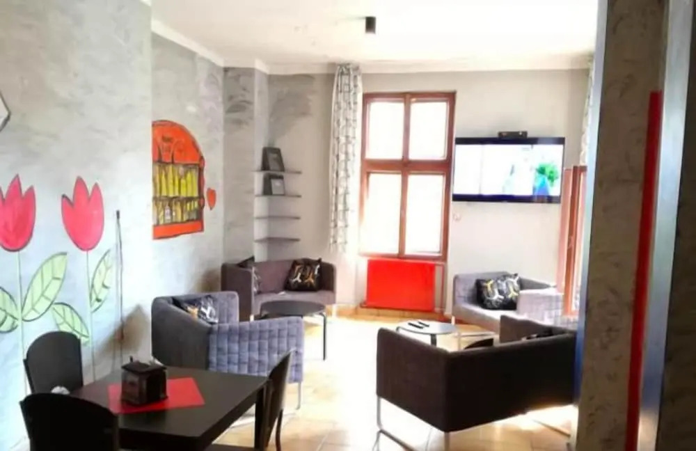 Momotown Hostel