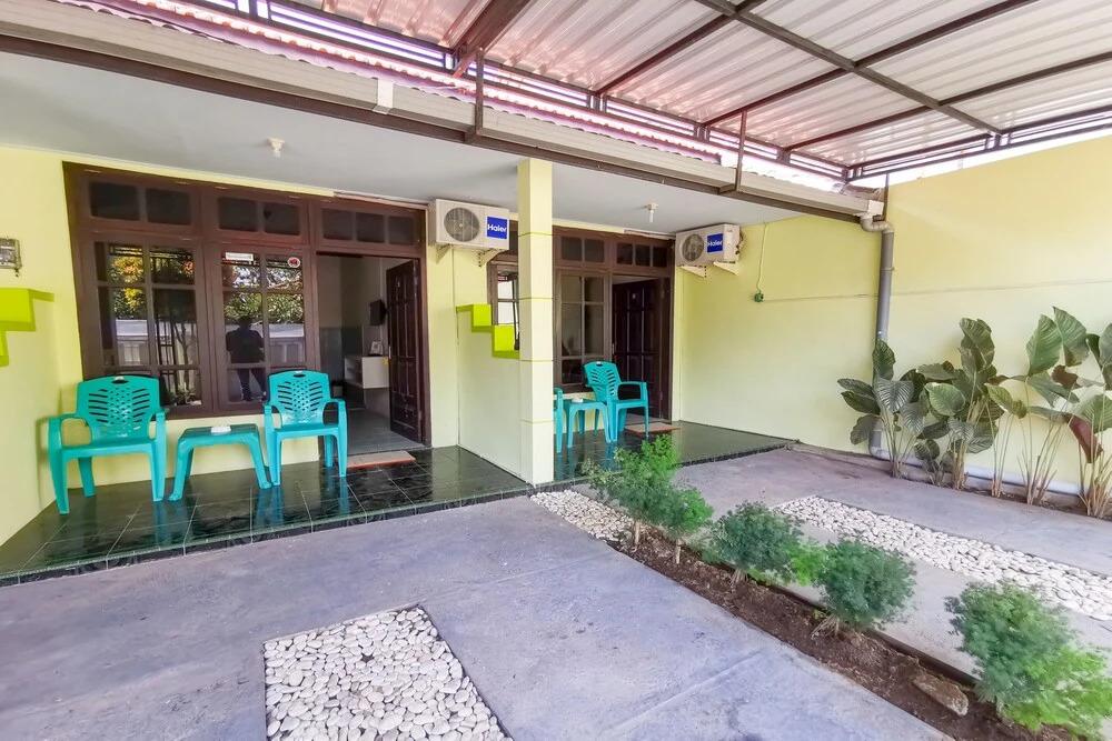 A&a Inn by OYO Rooms