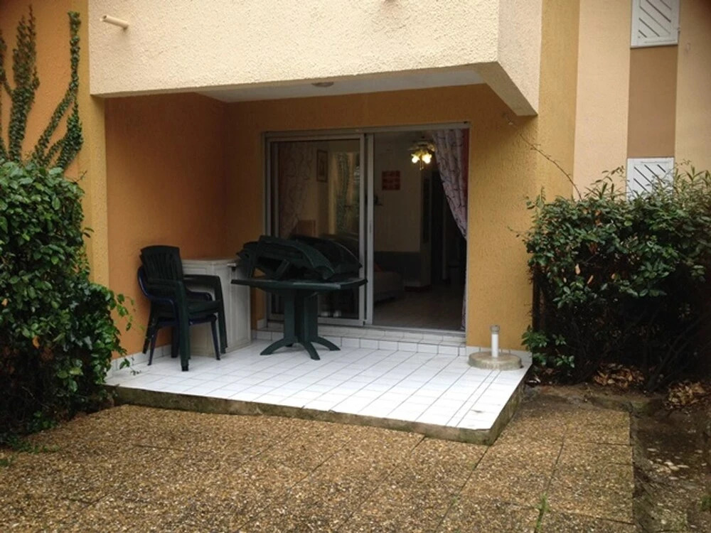 Apartment With one Bedroom in Le Lavandou, With Pool Access and Enclos