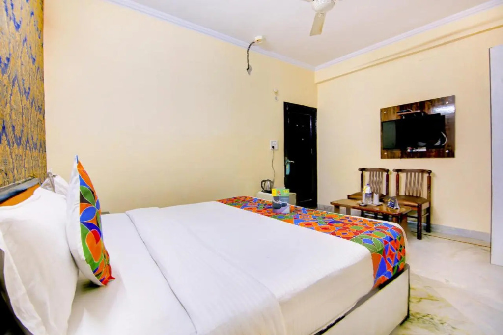 Fabhotel Le Heritage