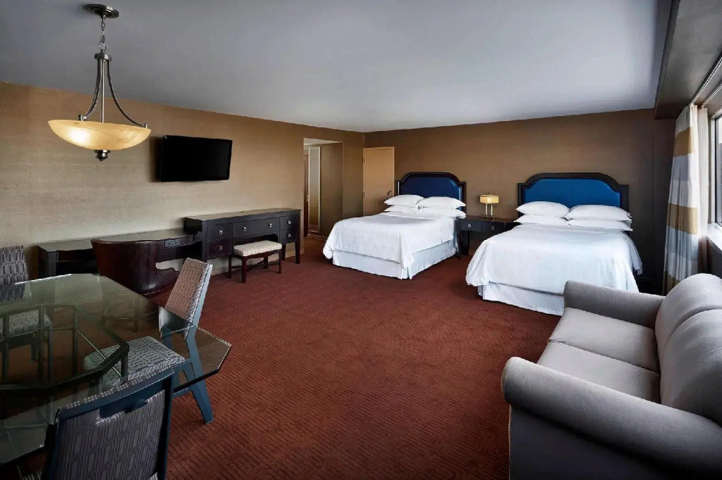 Sheraton Inner Harbor Hotel