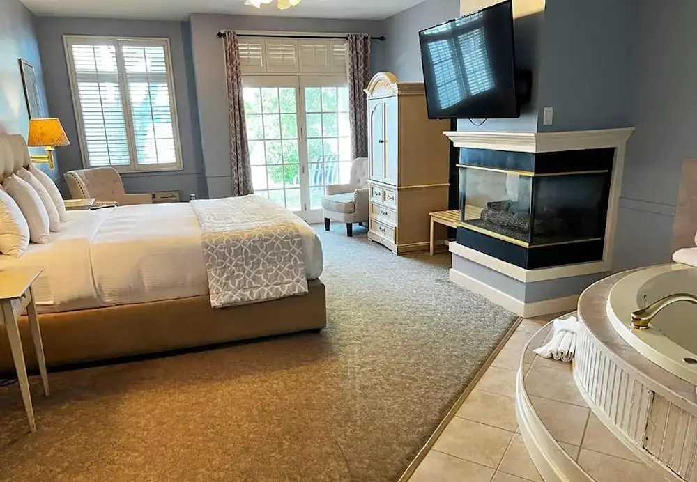 The Sand Hill Inn