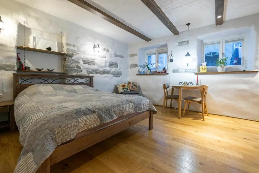 Like Home Apartments Salme 31