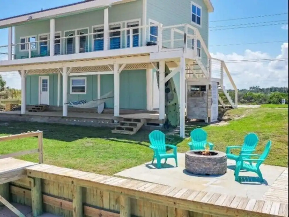 Hemingway Dream, 5 Bedrooms, Beach Front, Sleeps 14
