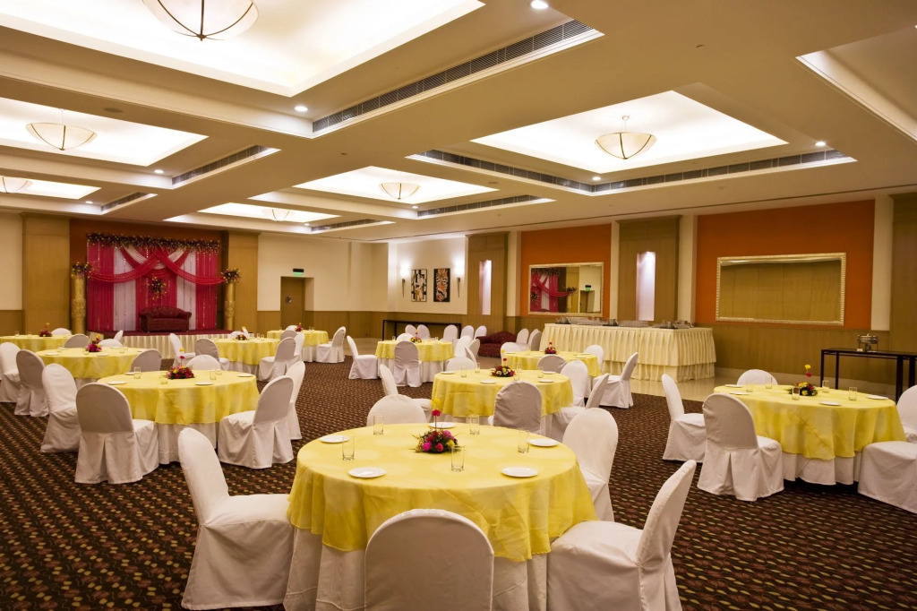 Lemon Tree Hotel, East Delhi Mall, Kaushambi