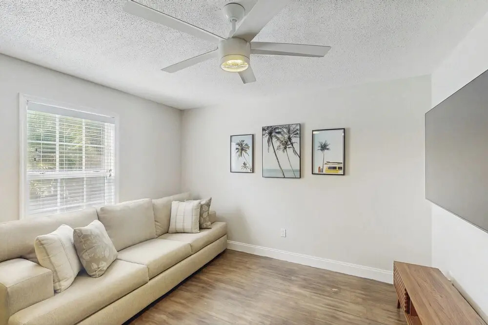 4 BR Home w/ Patio Furniture & In-ground Pool