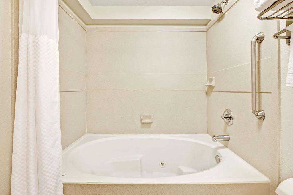 Days Inn by Wyndham Oklahoma City/Moore