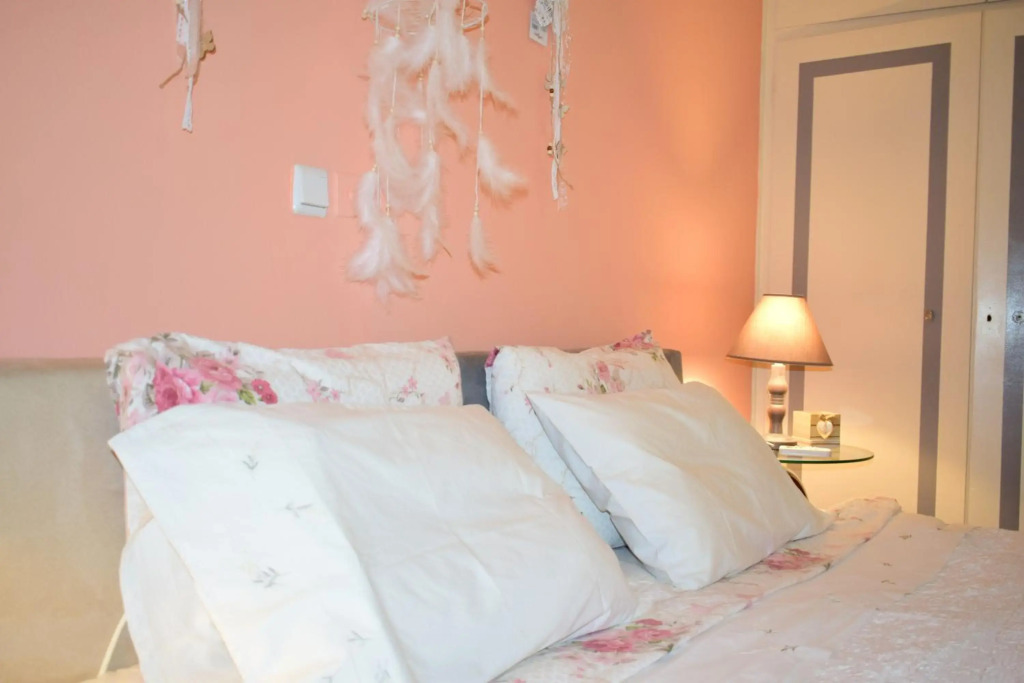 Mary's Apt 2bedrooms in Allou Fun Park West Athens by MK