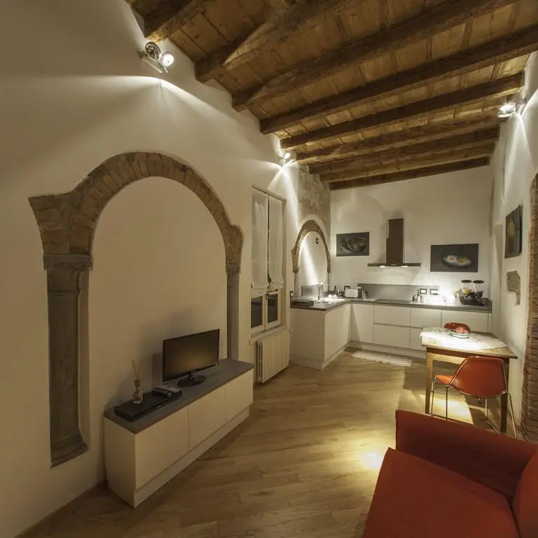Elegante Appartamento In Bergamo