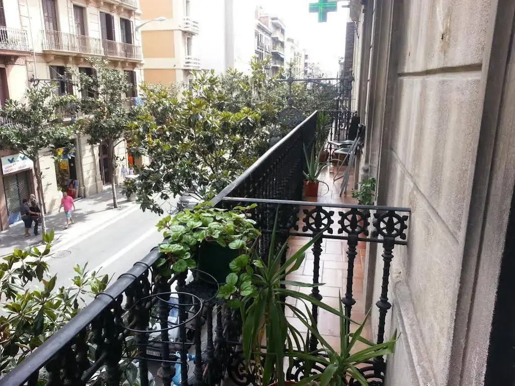 Barcelona Housing recommend for Students