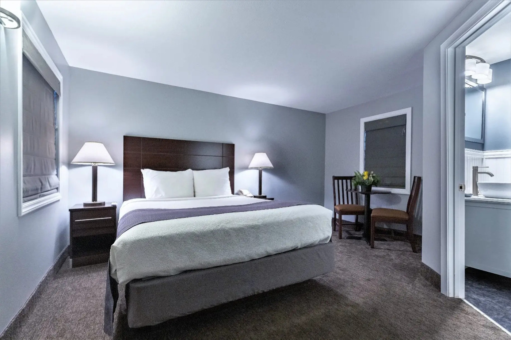 Mt. Madison Inn & Suites