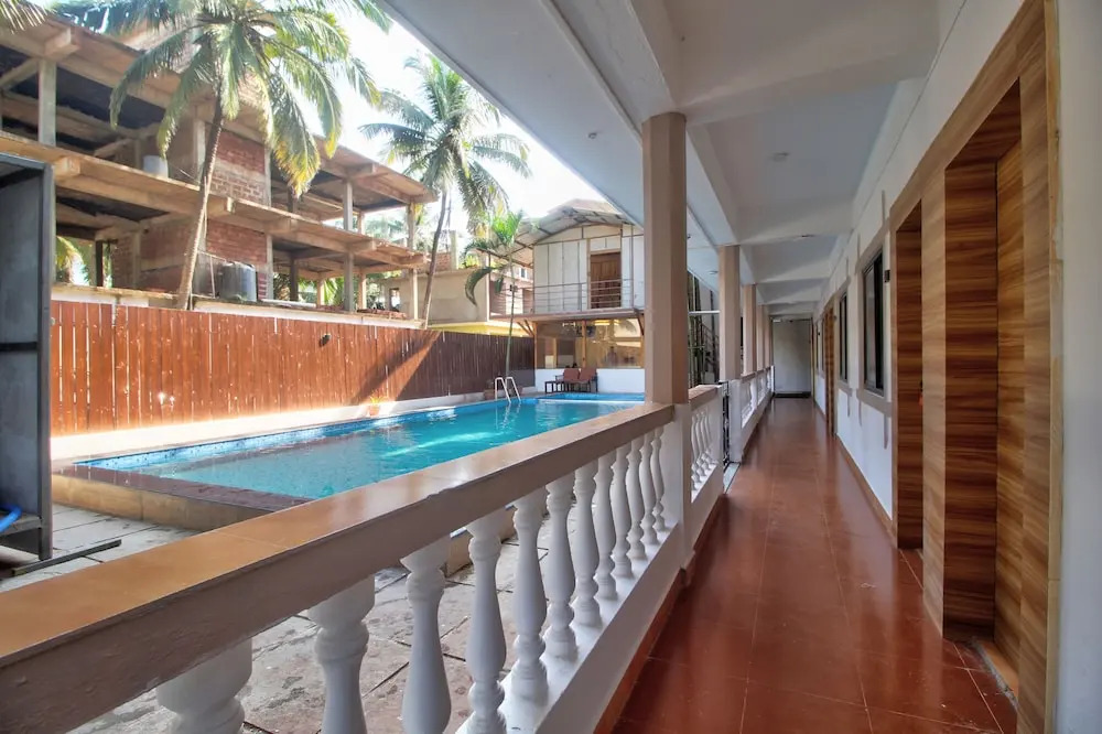 Hotel Pleasure Inn near Turtle Beach- Morjim