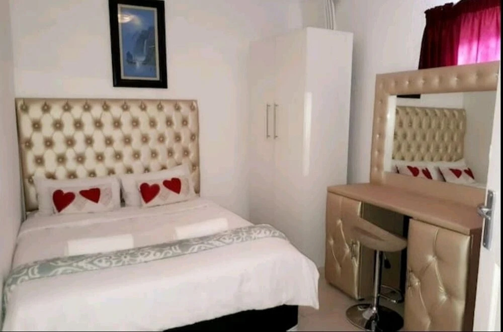 Jubella Cottage