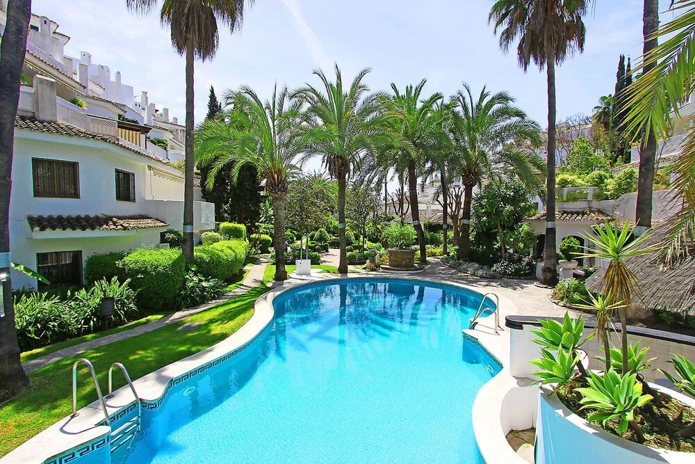 1093 Beachfront Apartment 3 Pools 50 Mtr From Beach Large Terrace