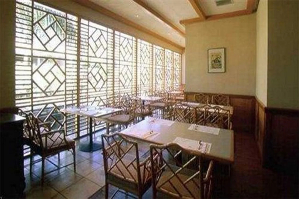 Garden Suite Hotel and Resort