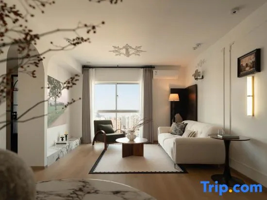 Sanshi Riverside Suite Homestay (IFS Guojin Center Pozijie)