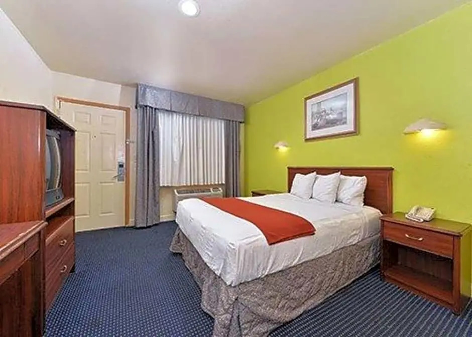 Rodeway Inn
