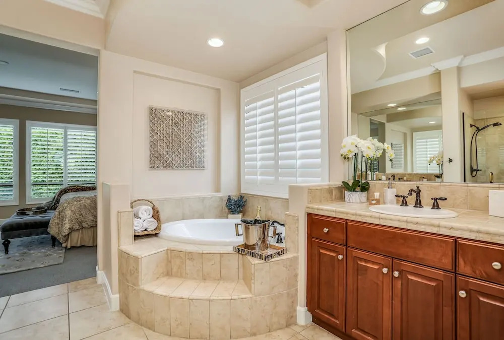 New Listing! Opulent 3-unit W/ Private Pool 7 Bedroom Home