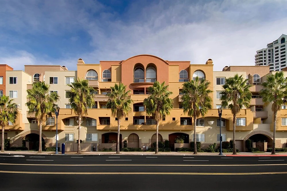 Waterfront Convention Center Condos by Barsala