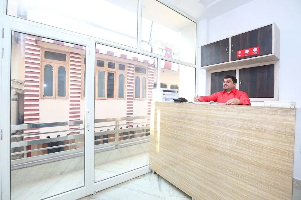 Oyo 24666 Samar Residency