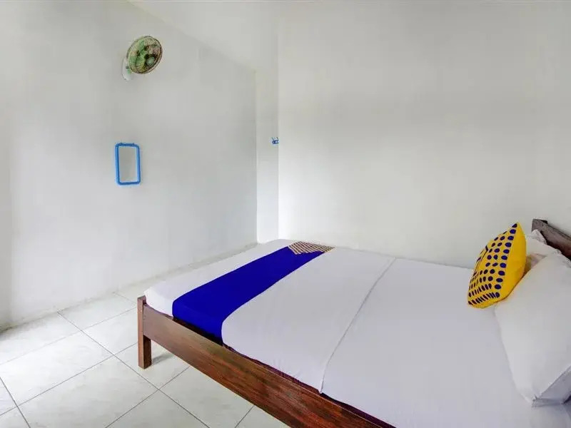 SPOT ON 90040 Pondok Manggir