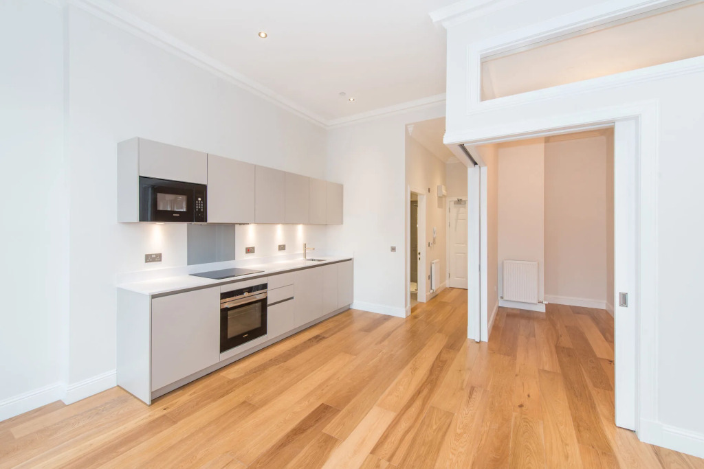Destiny Scotland - Princes Street Residence