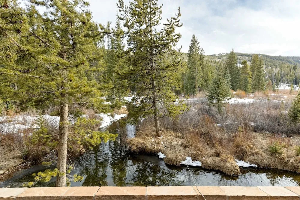 8201 Mill Creek - Private Hot Tub! 3 Bedroom Condo by RedAwning