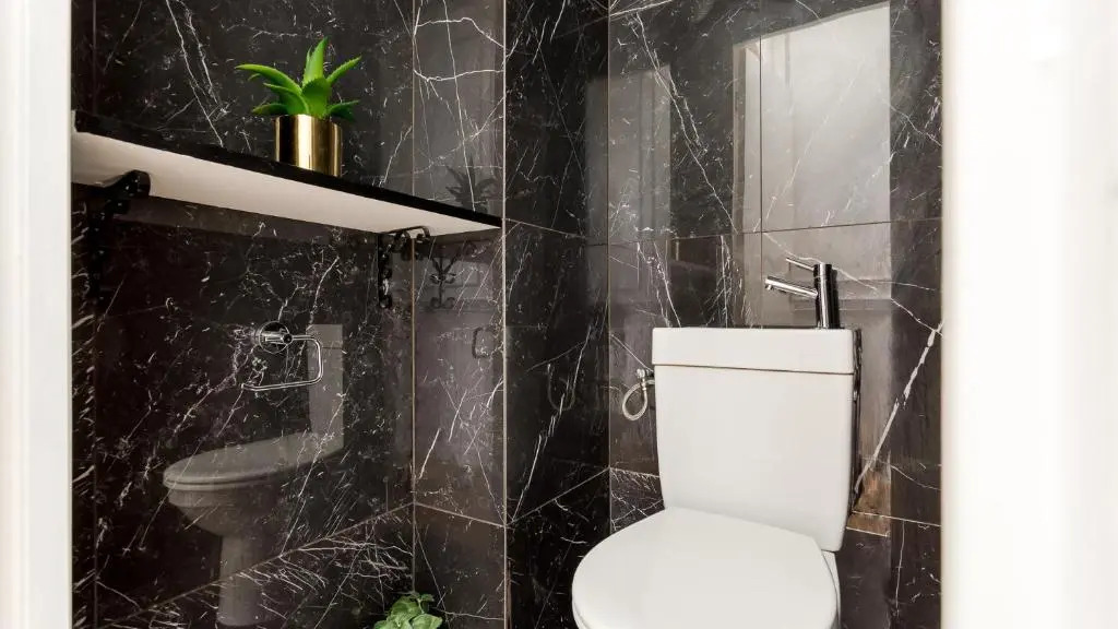 Luxury 2 Bedroom Duplex - Beautiful Monument View