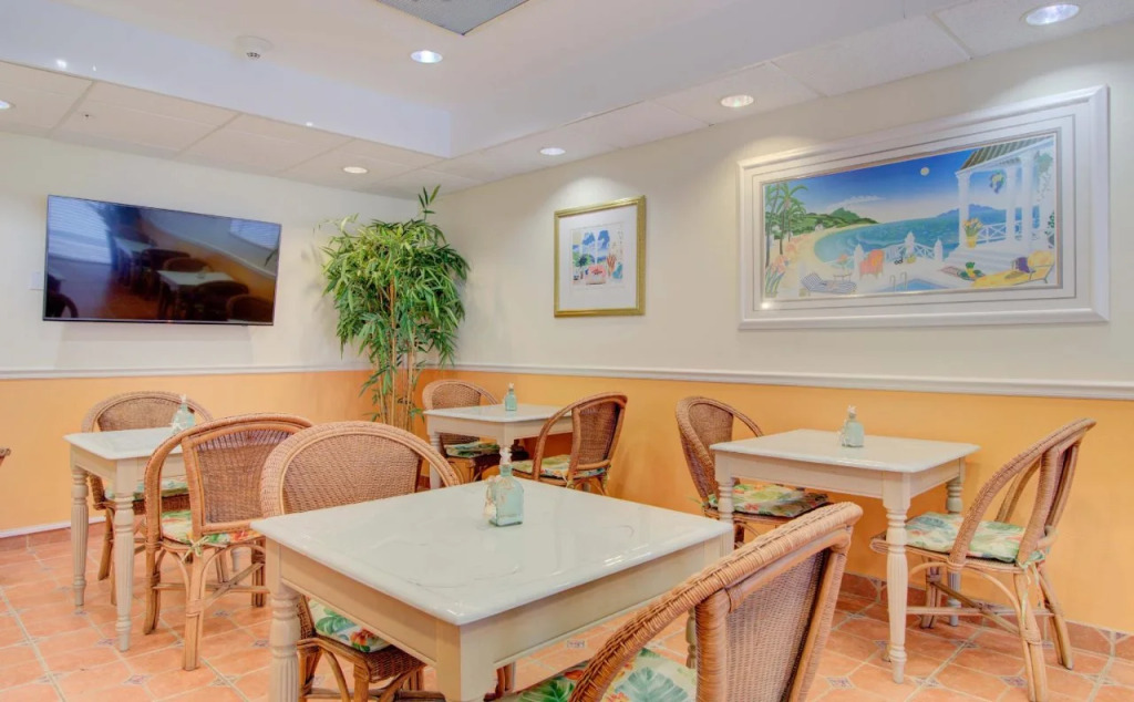 Hutchinson Island Hotel