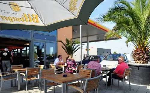 AUSZEIT DAS HOTEL Asbach-Bäumenheim & AUSZEIT DAS RESTAURANT