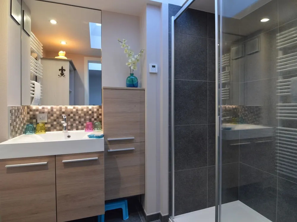 Modern Holiday Home in Forested Area With Spacious Garden, Terrace and Wifi