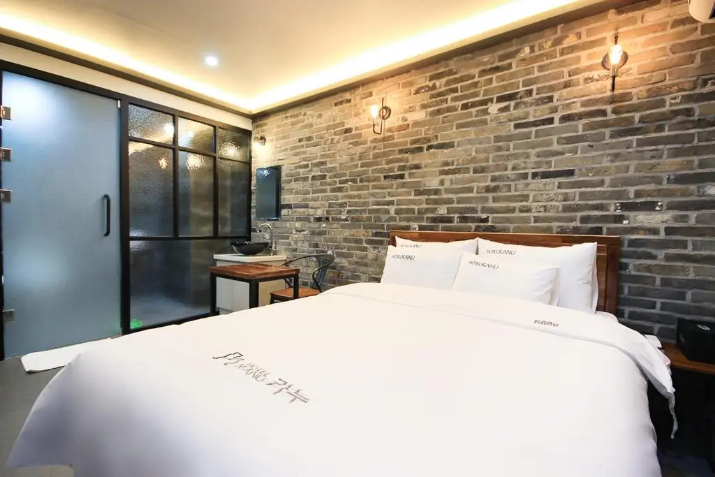 Kanu Hotel