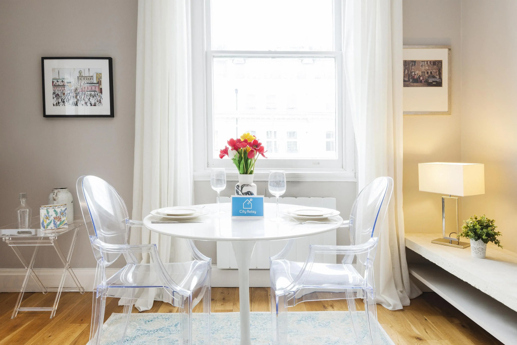1Br - South Kensington - St01 - Rgb 82563