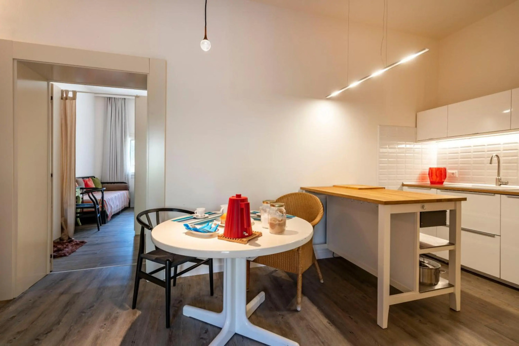 Snug Apartment With Private Courtyard M0270422677