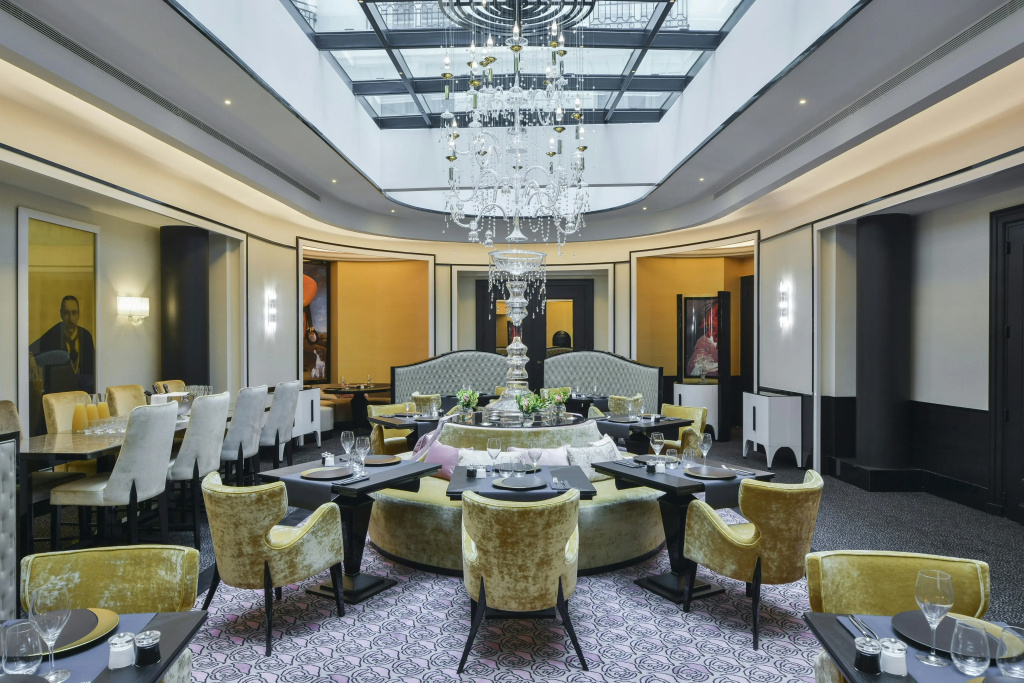 Maison Astor Paris, Curio Collection by Hilton