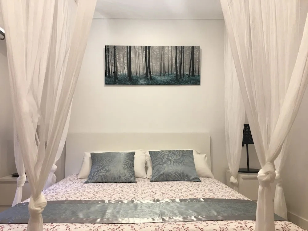 Claustro las Francesas Luxury Apartment in the Heart of Valladolid