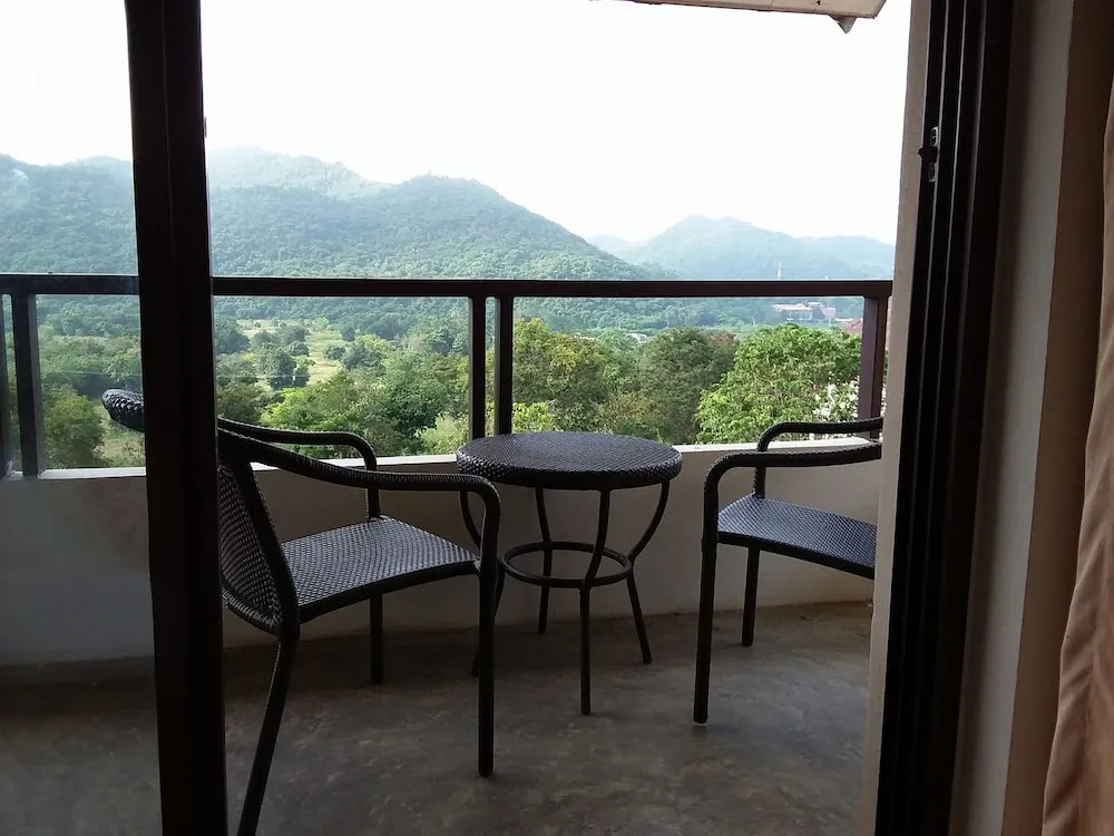 Phuchomchan Khaoyai Resort