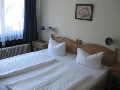 2Garni Central