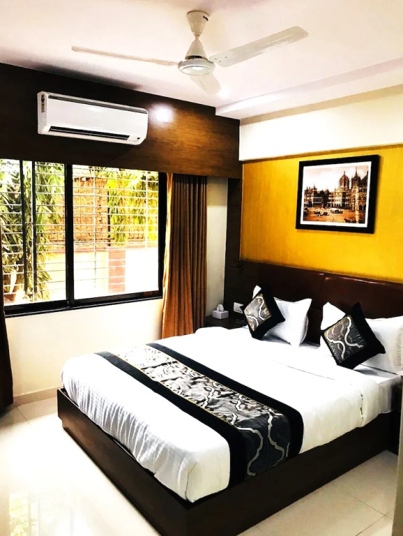 Deluxe Inn