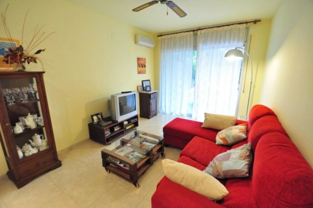 Apartamento Moderno Para 5 Personas en La Pineda